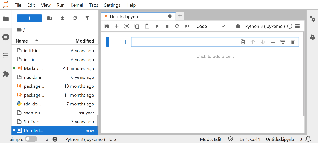 新しい「ノートブック」が作成される。JupyterLabのノートブックは
.ipynb
という形式のファイルで、JupyterLabの中で開いて編集・実行できる。ノートブックの中では、青く囲まれた「セル」にコードを書き込んで実行できる。